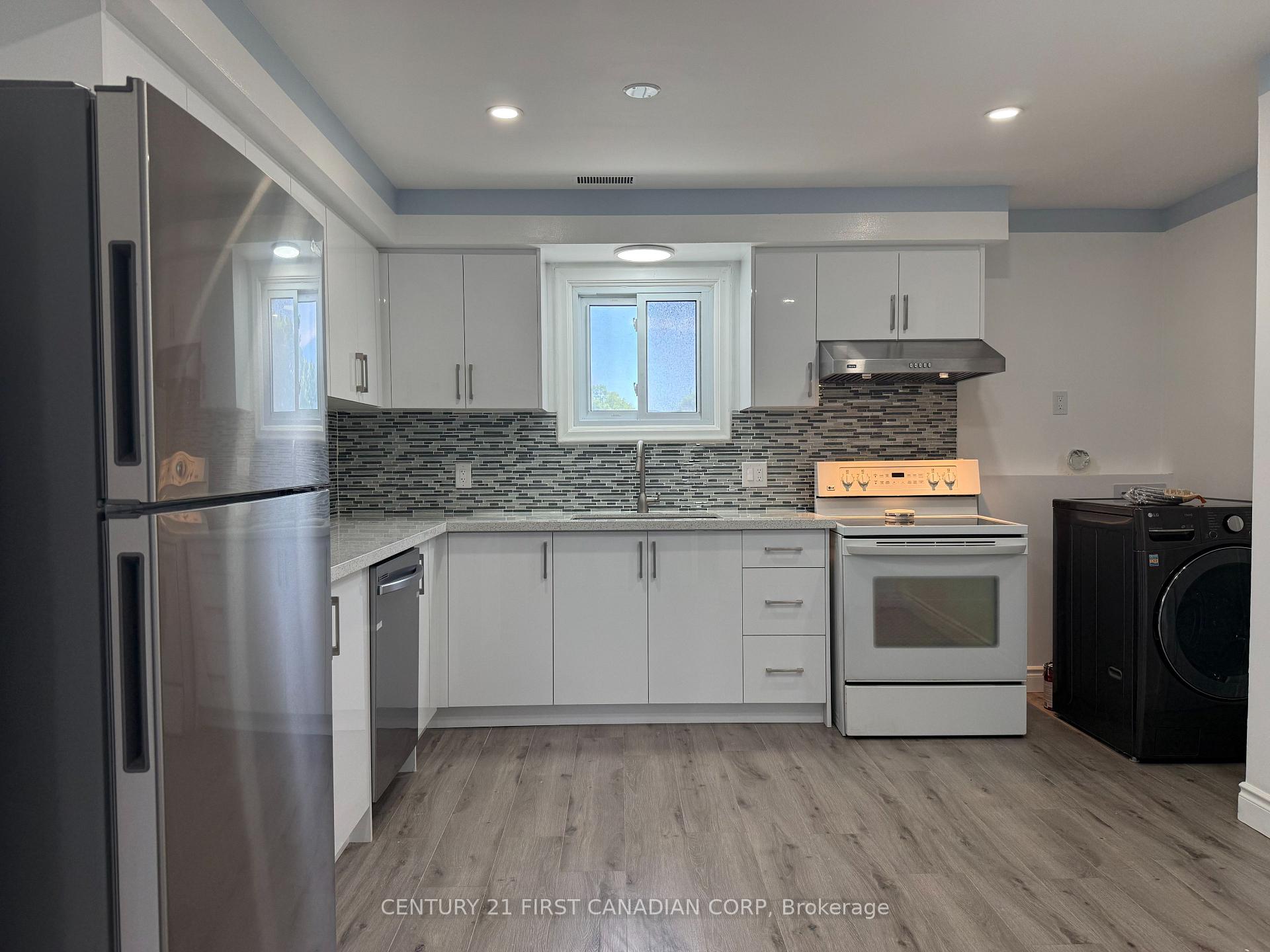 Photo 7 of Unit 3, 228 Burnside Drive, London, East I — HOMEH