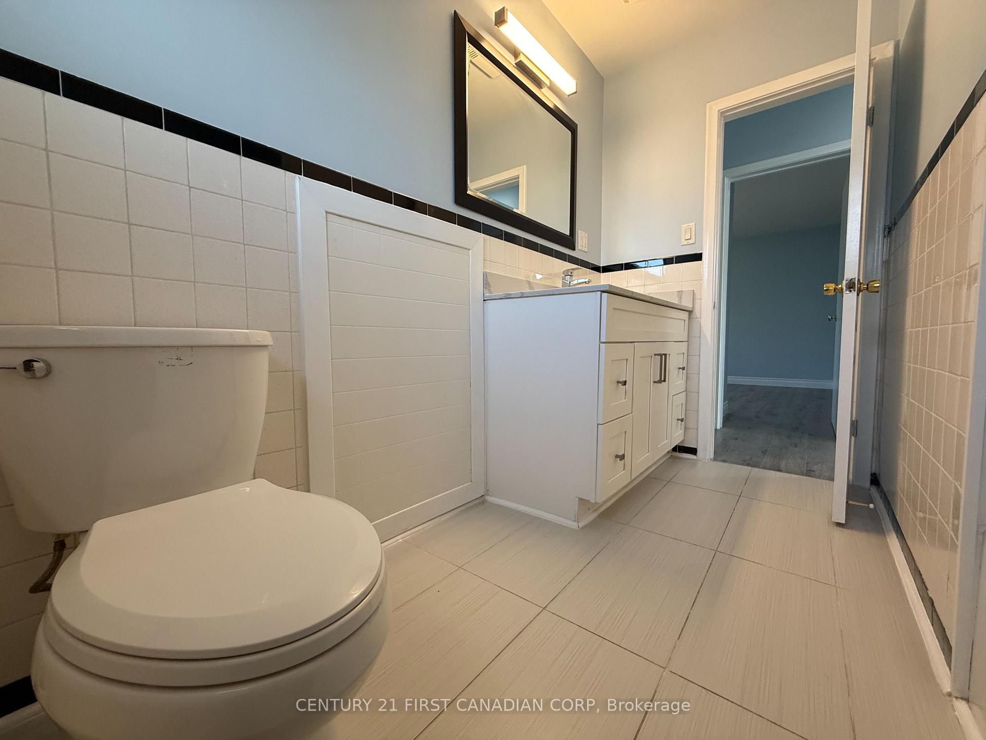 Photo 18 of Unit 3, 228 Burnside Drive, London, East I — HOMEH