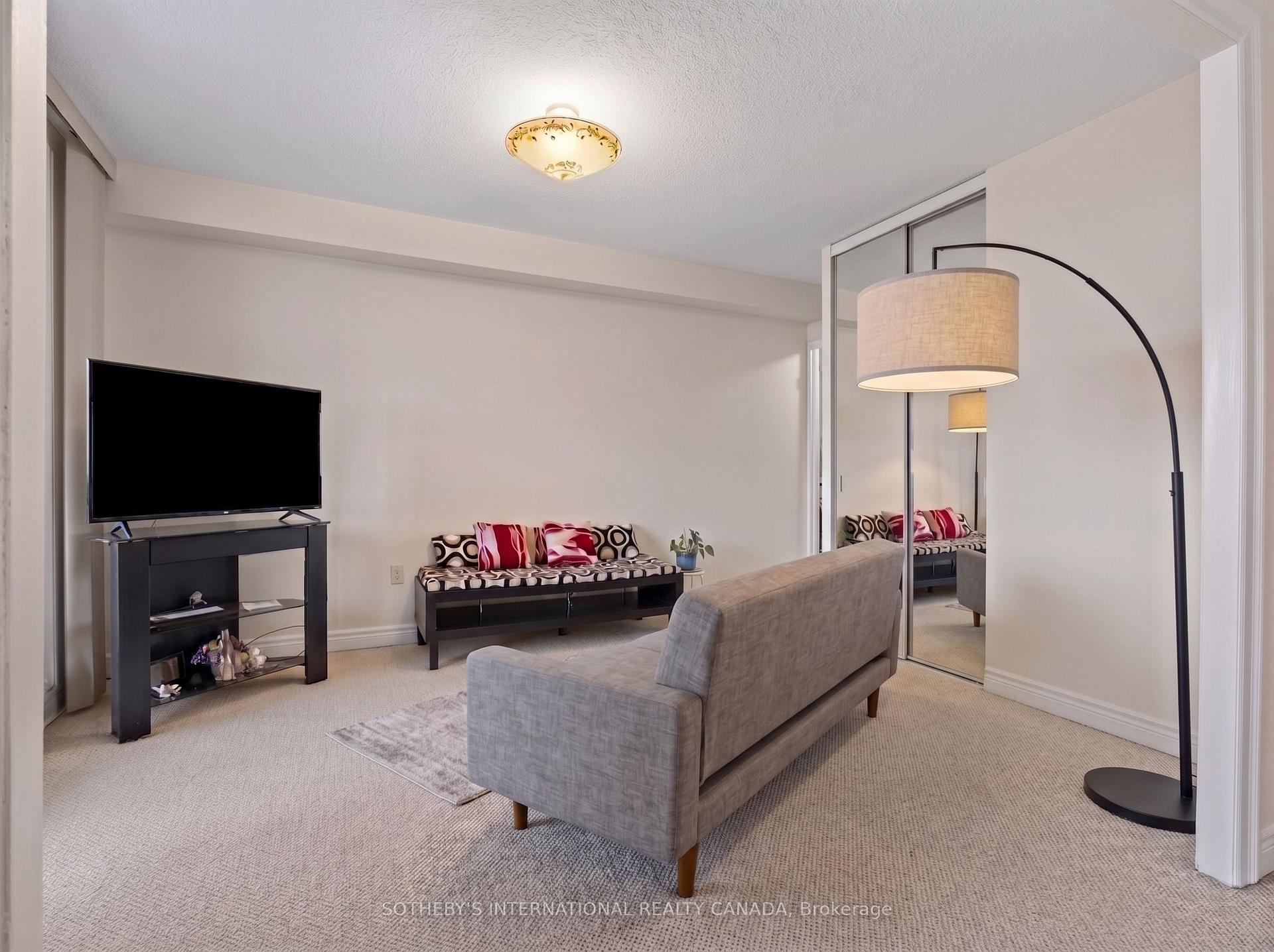 Photo 7 of Unit 1001, 299 Mill Road, Etobicoke, Markland Wood — HOMEH