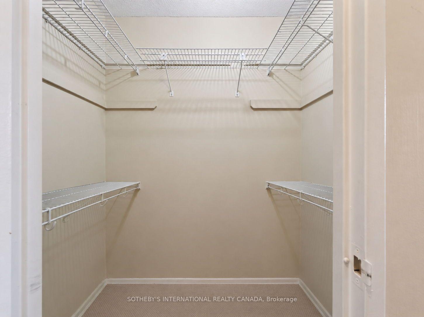 Photo 13 of Unit 1001, 299 Mill Road, Etobicoke, Markland Wood — HOMEH