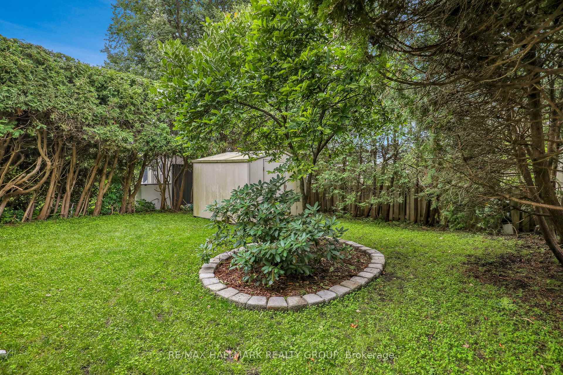 Photo 29 of 90 Chesterton Drive, Ottawa, Borden Farm/Stewart Farm/Carleton Heights/Parkwood Hills — HOMEH