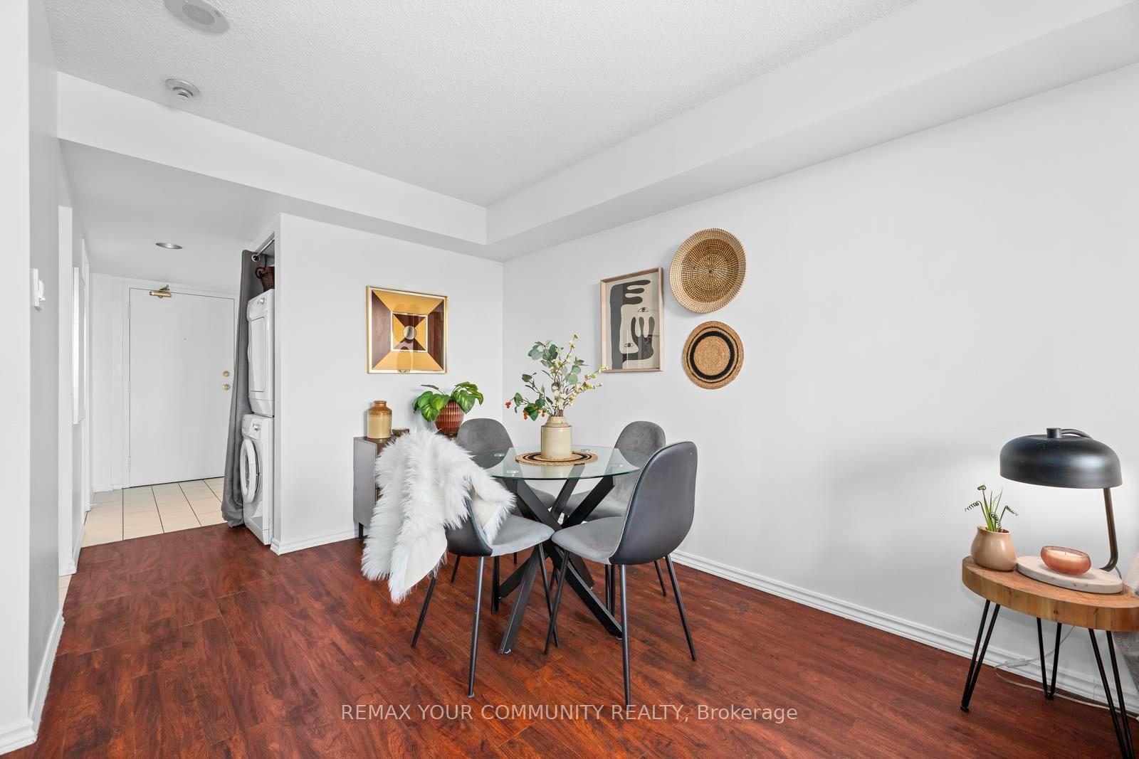 Photo 4 of Unit 504, 117 Gerrard Street E, Toronto, Church-Yonge Corridor — HOMEH