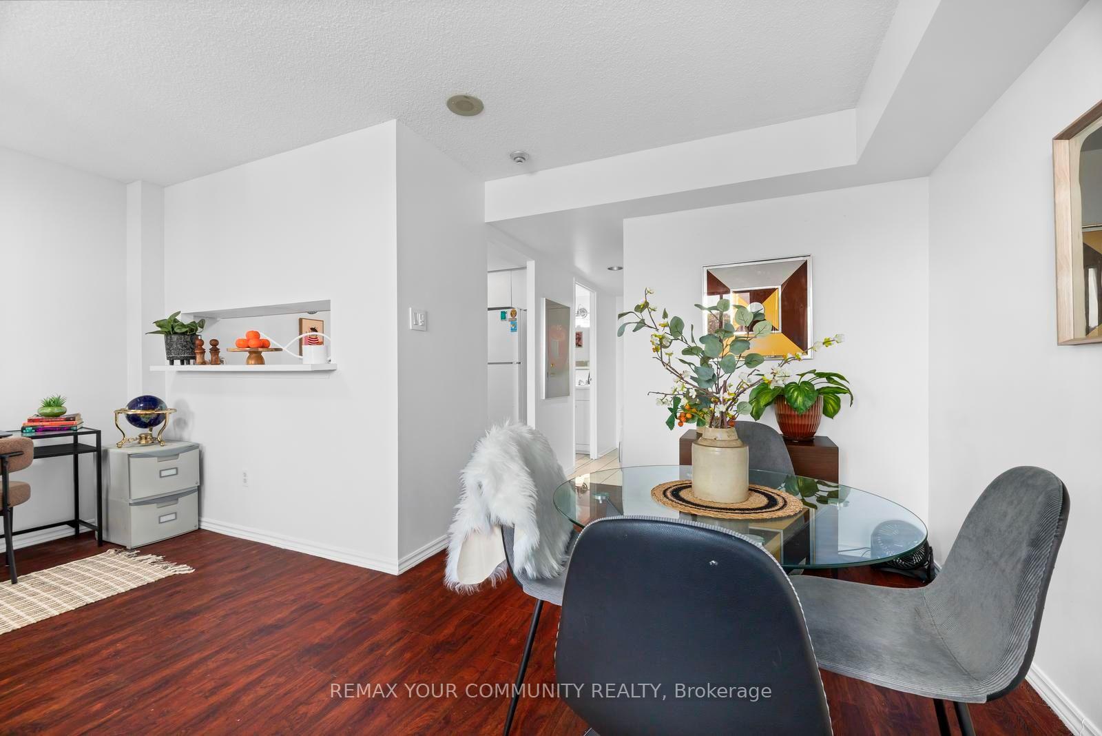 Photo 5 of Unit 504, 117 Gerrard Street E, Toronto, Church-Yonge Corridor — HOMEH