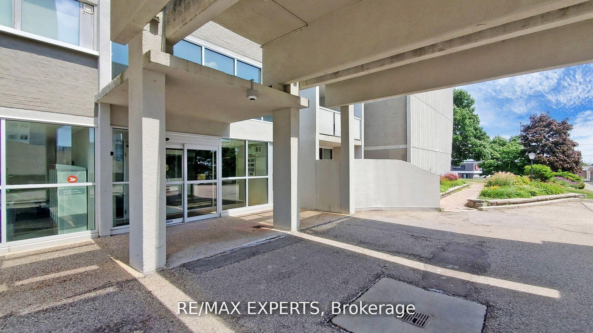 Photo 4 of Unit 407, 375 King Street N, Waterloo, Lakeshore Village — HOMEH