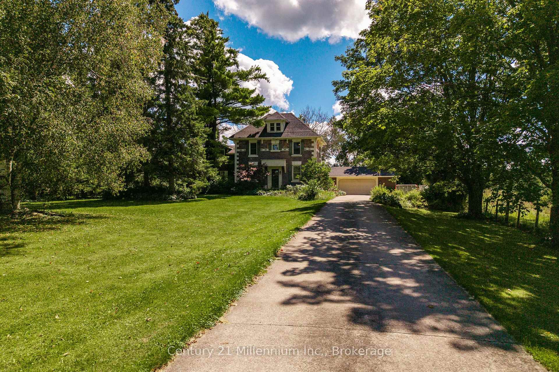 Photo of 101774 Grey 5 Road