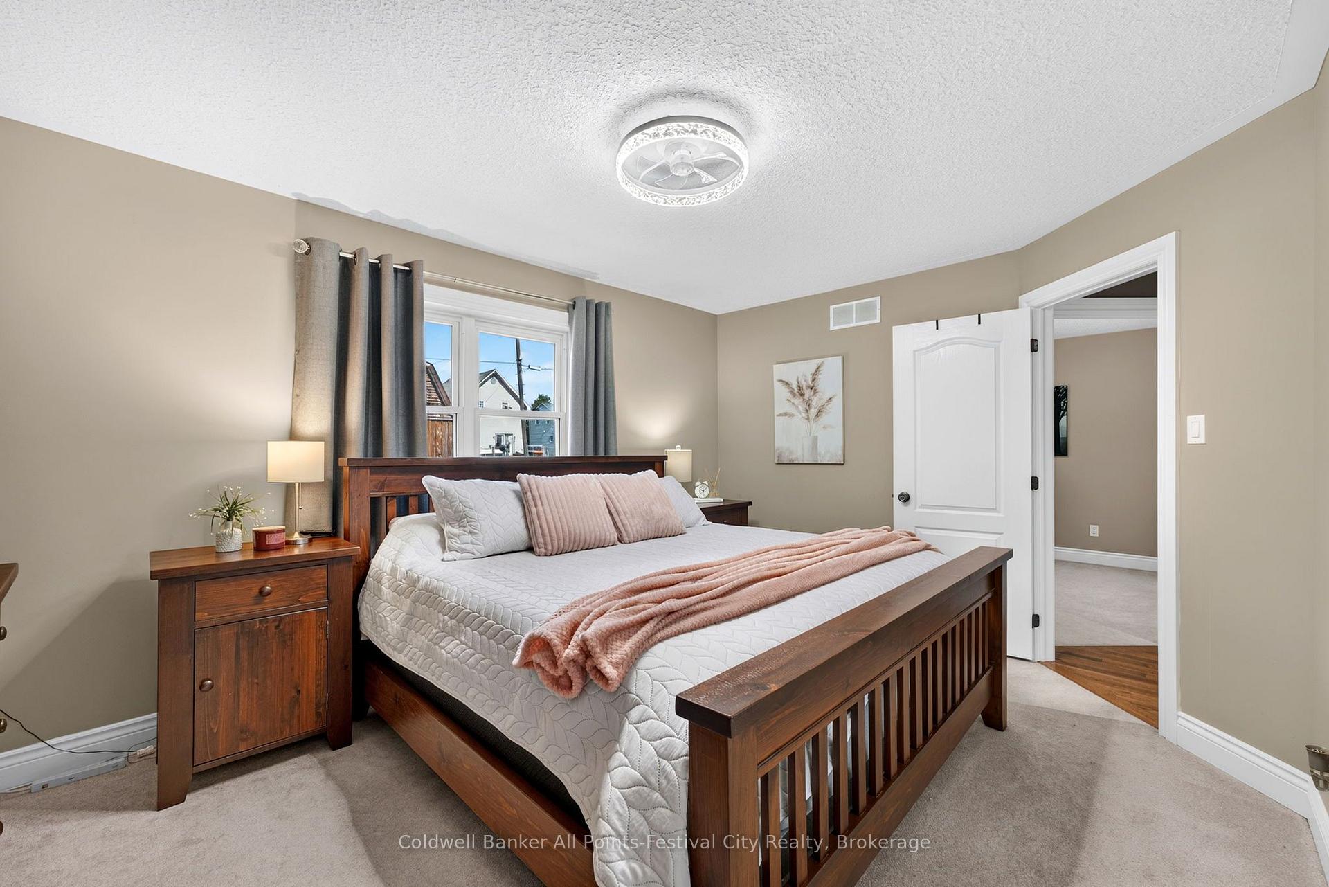 Photo 21 of 249 Mary Street, Goderich, Goderich (Town) — HOMEH