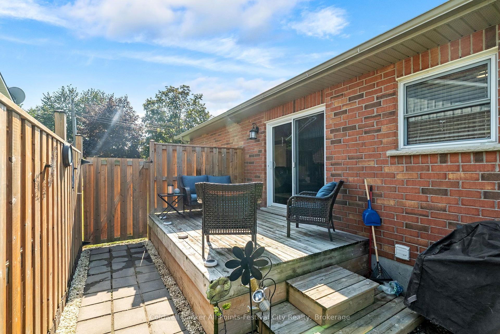 Photo 33 of 249 Mary Street, Goderich, Goderich (Town) — HOMEH