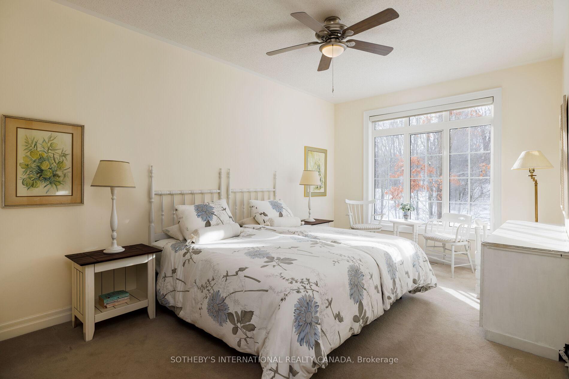 Photo 15 of 463 Crossing Bridge Place, Aurora, Aurora Estates — HOMEH
