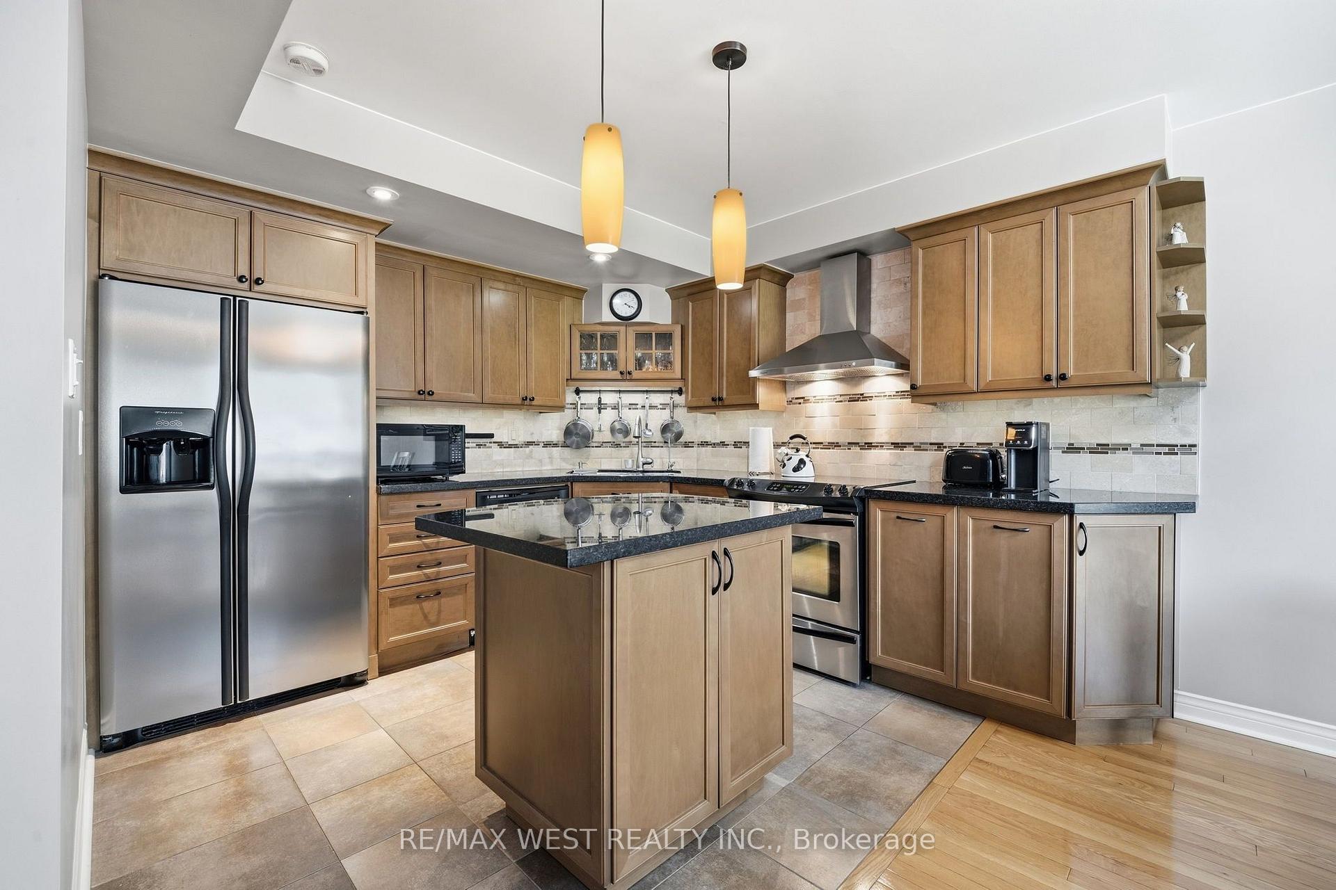 Photo 9 of 149 Deerglen Terrace, Aurora, Aurora Grove — HOMEH