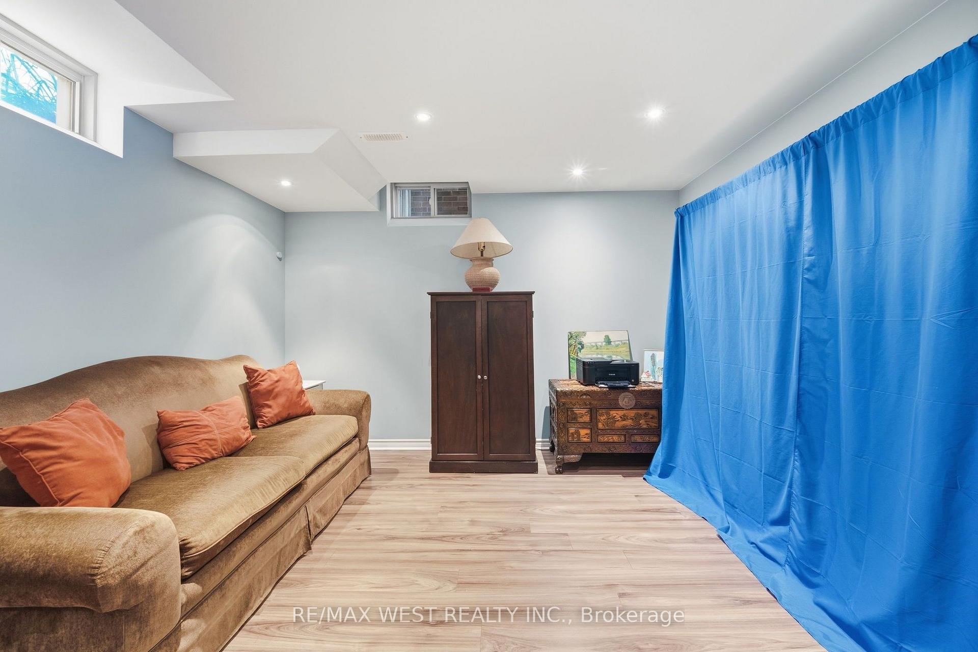Photo 22 of 149 Deerglen Terrace, Aurora, Aurora Grove — HOMEH