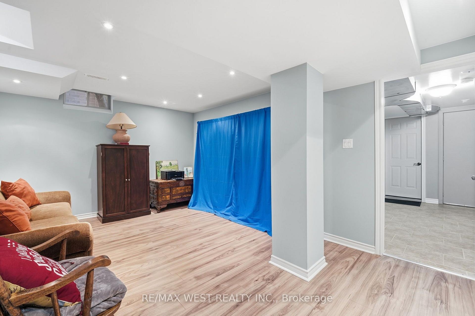 Photo 23 of 149 Deerglen Terrace, Aurora, Aurora Grove — HOMEH