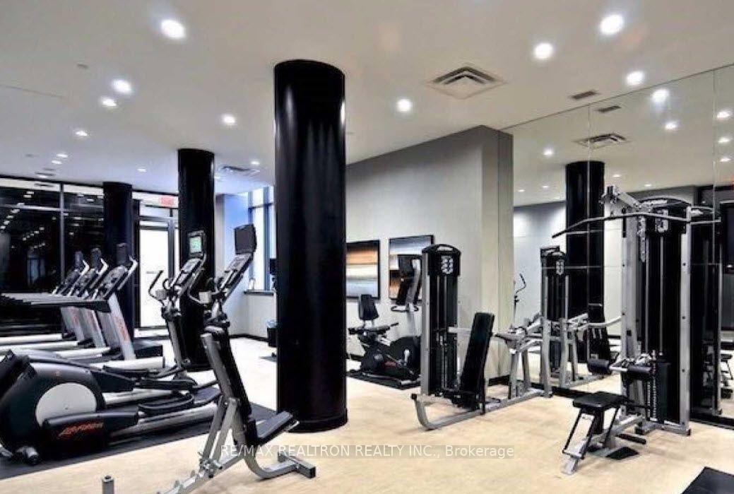 Photo 15 of Unit 1402, 770 Bay Street, Toronto, Bay Street Corridor — HOMEH