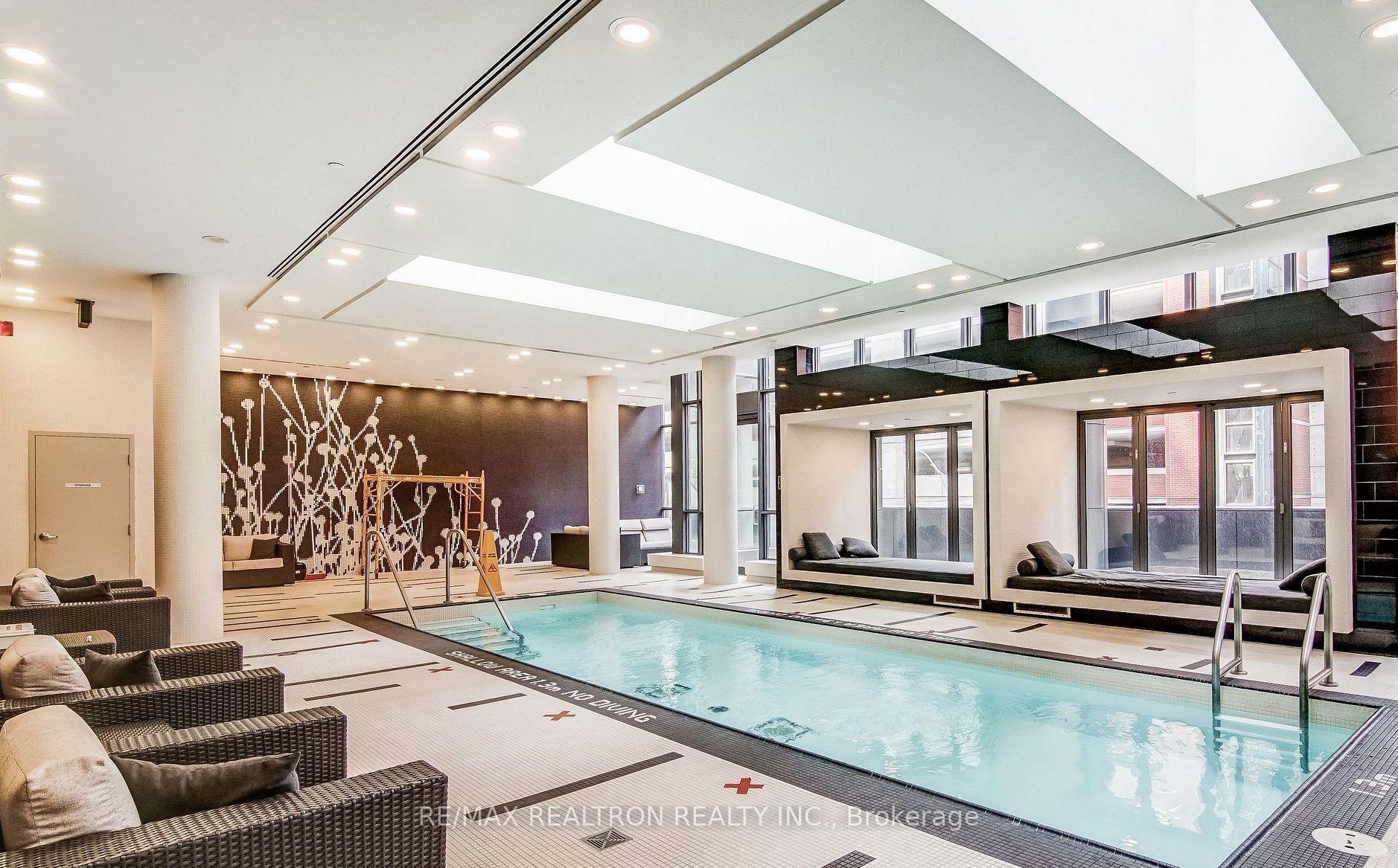 Photo 16 of Unit 1402, 770 Bay Street, Toronto, Bay Street Corridor — HOMEH