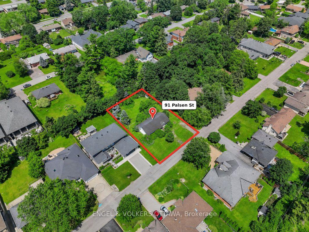 Photo 4 of 91 Palsen Street, Ottawa, Meadowlands/Crestview — HOMEH