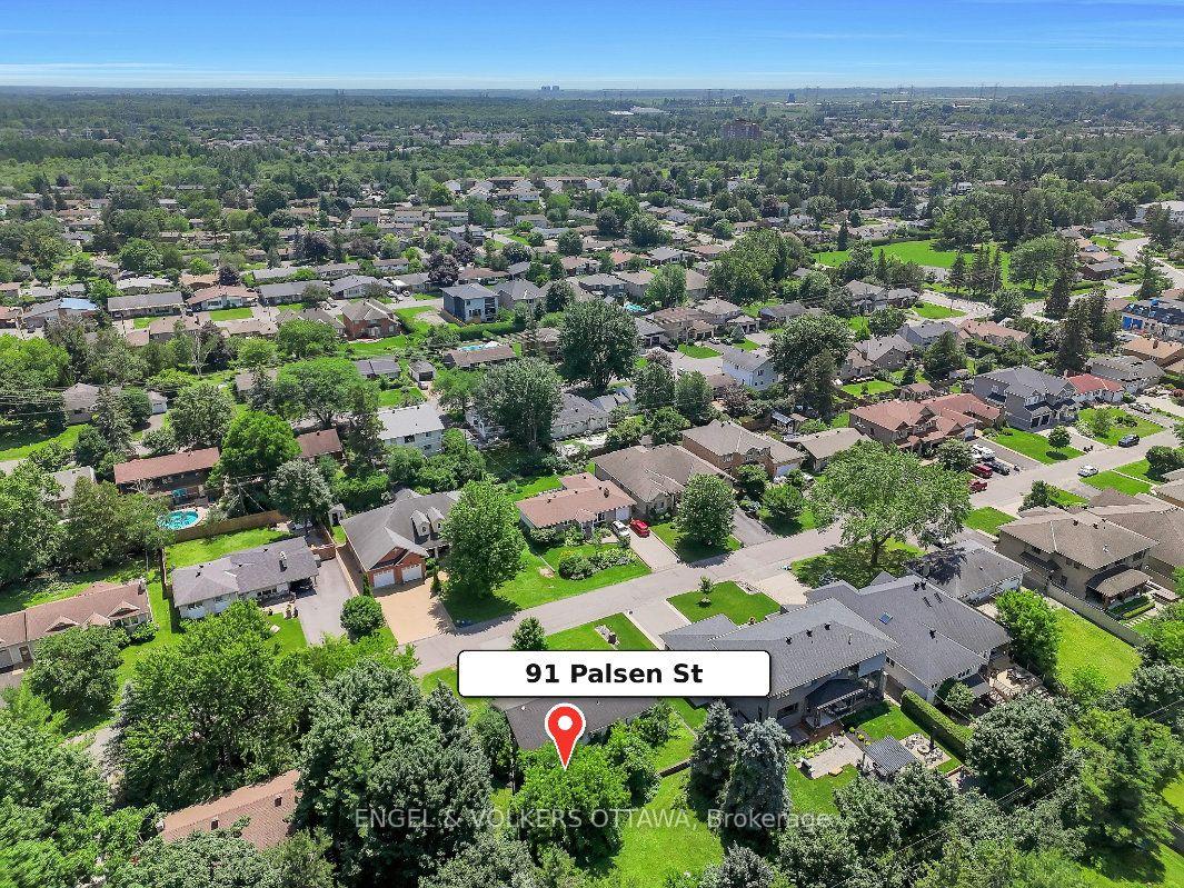 Photo 5 of 91 Palsen Street, Ottawa, Meadowlands/Crestview — HOMEH