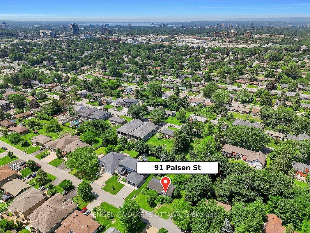 Photo 6 of 91 Palsen Street, Ottawa, Meadowlands/Crestview — HOMEH
