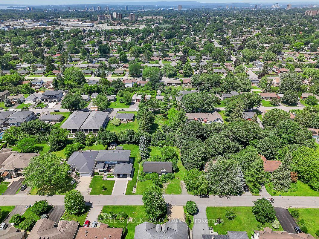 Photo 21 of 91 Palsen Street, Ottawa, Meadowlands/Crestview — HOMEH