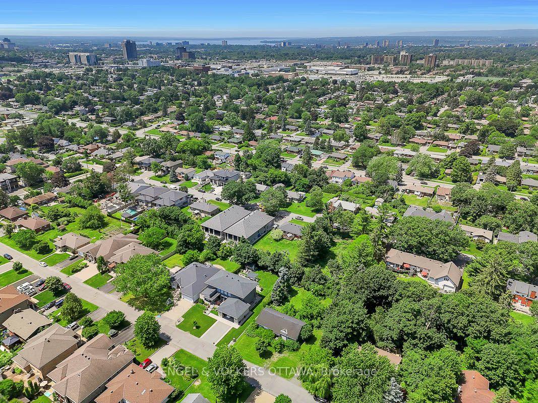Photo 25 of 91 Palsen Street, Ottawa, Meadowlands/Crestview — HOMEH