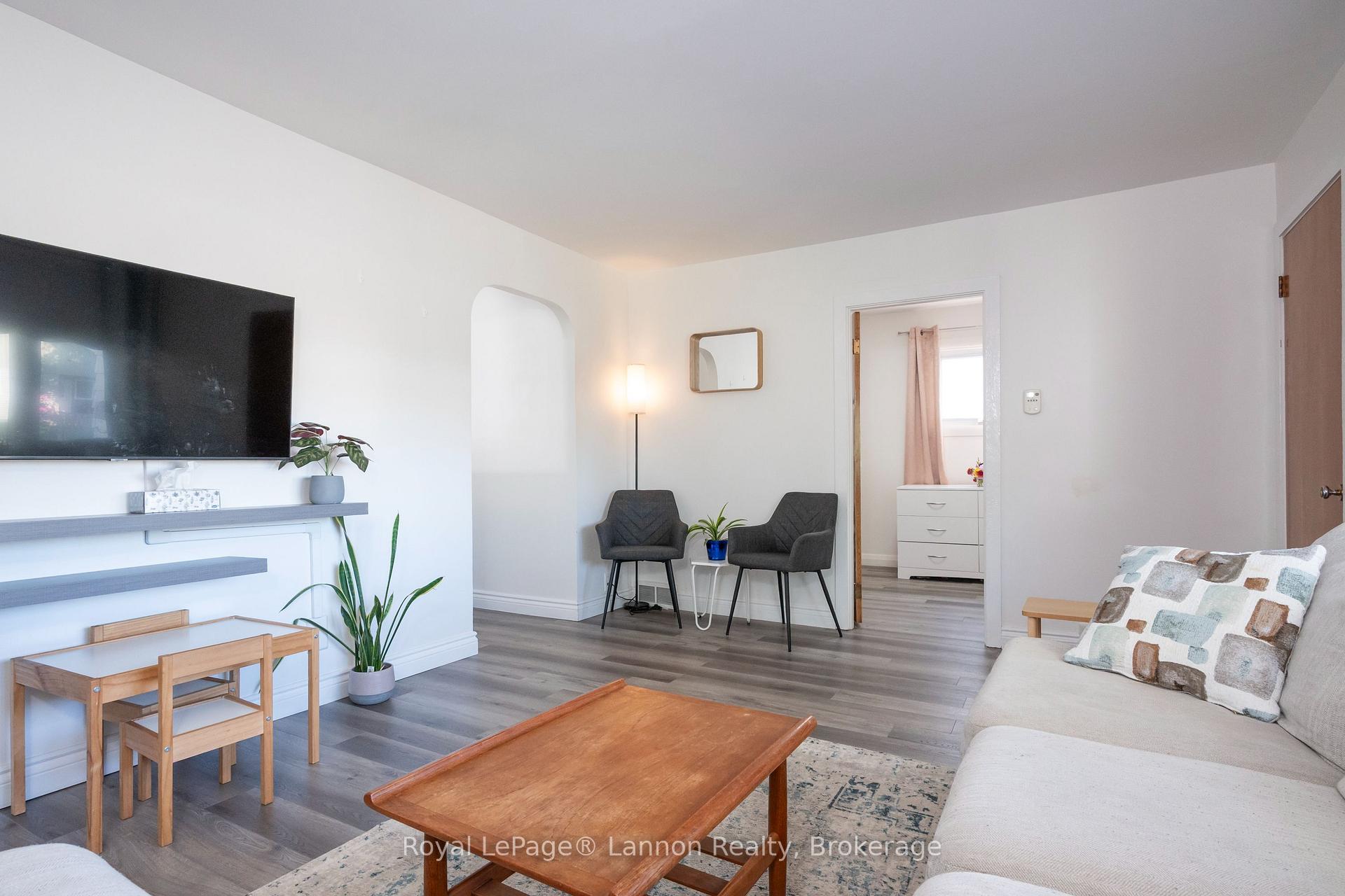 Photo 6 of 1340 Stanley Avenue, Thunder Bay, Westfort — HOMEH