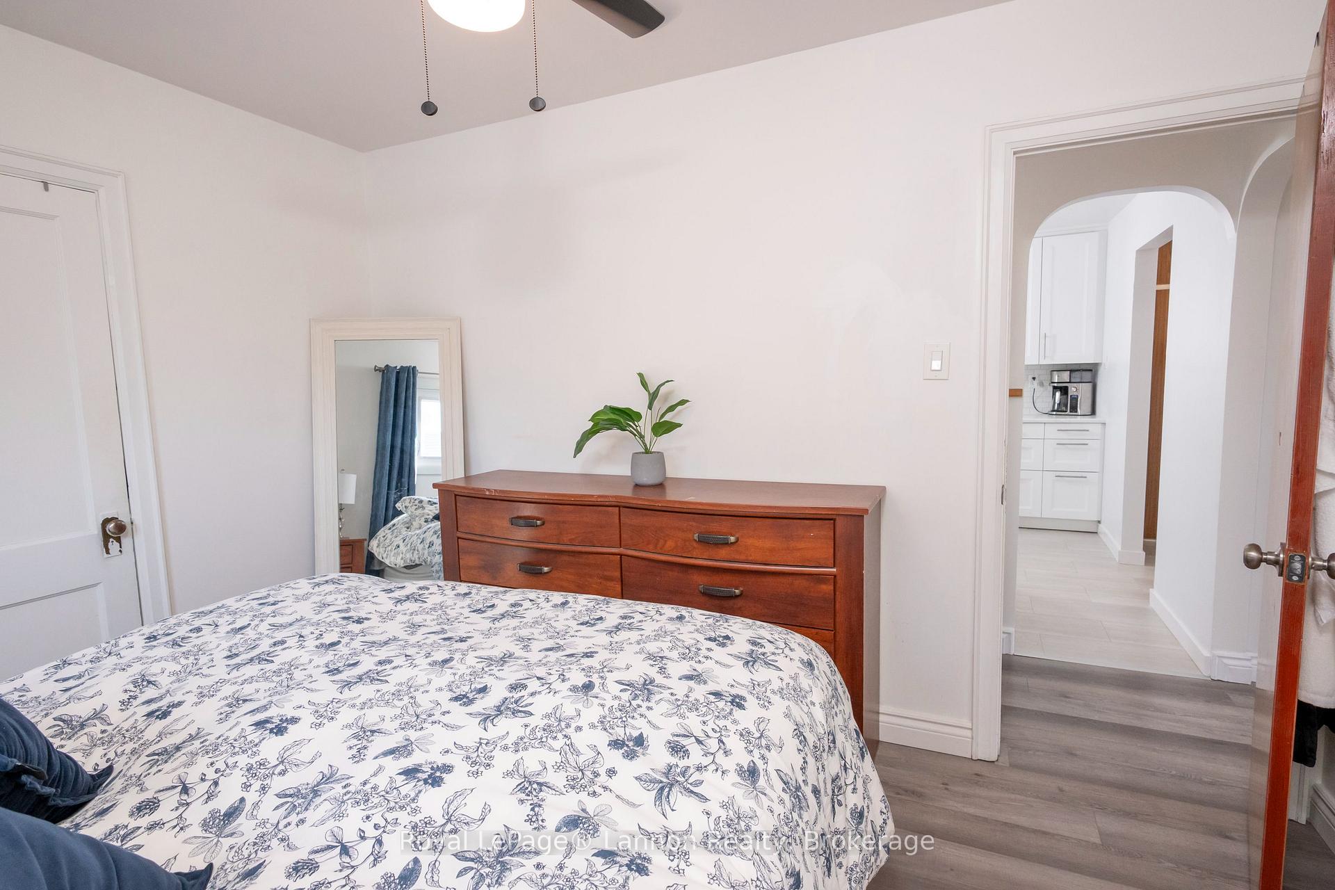 Photo 15 of 1340 Stanley Avenue, Thunder Bay, Westfort — HOMEH