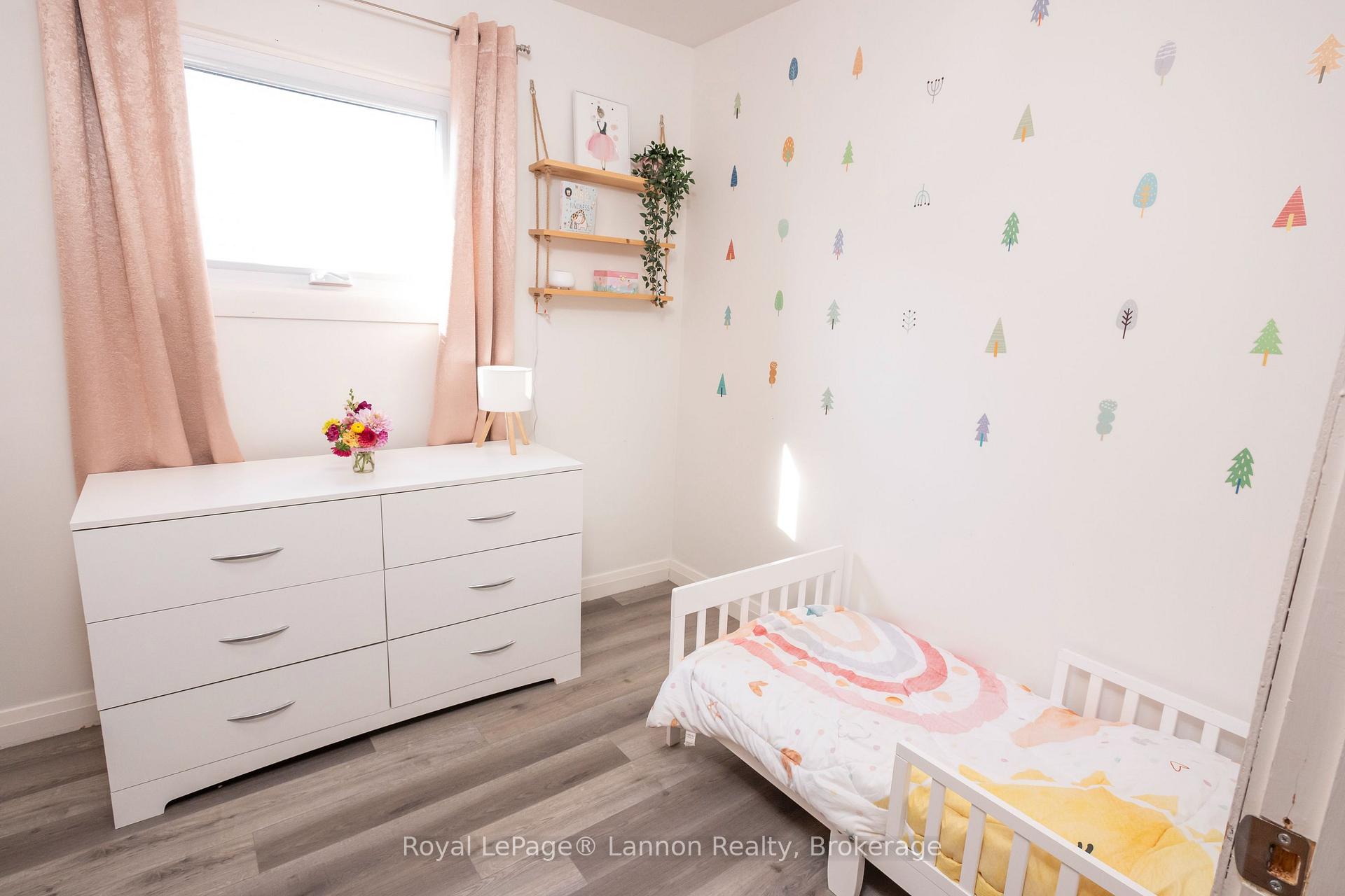 Photo 17 of 1340 Stanley Avenue, Thunder Bay, Westfort — HOMEH