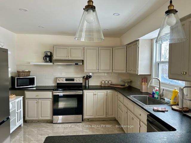 Photo 5 of 382 County Rd 36, Trent Lakes — HOMEH