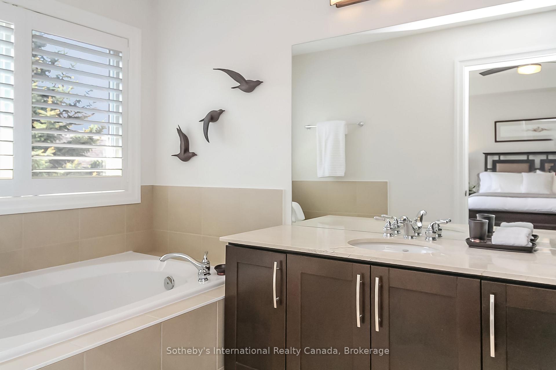 Photo 28 of 12 Wheelhouse Crescent, Collingwood — HOMEH