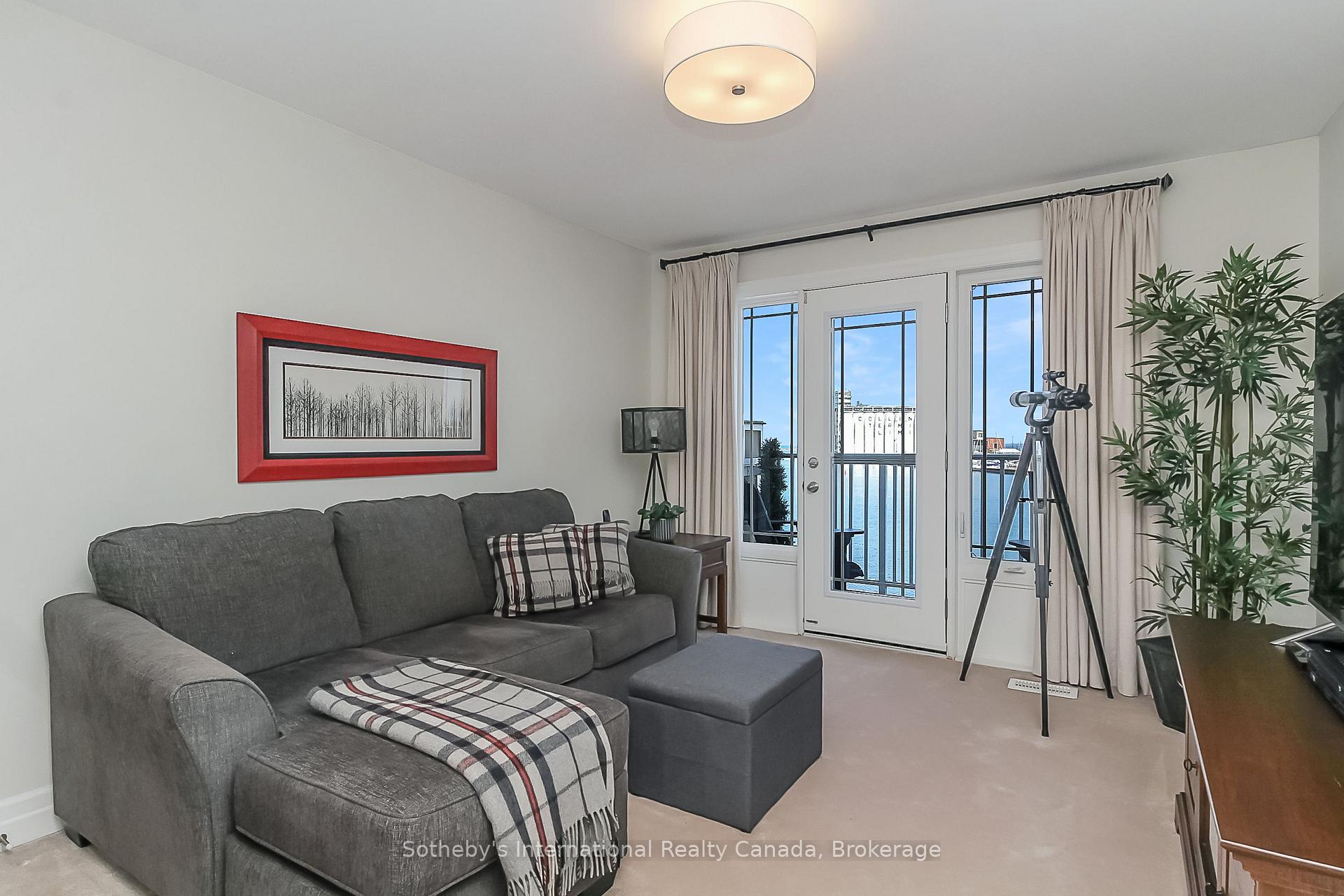 Photo 34 of 12 Wheelhouse Crescent, Collingwood — HOMEH