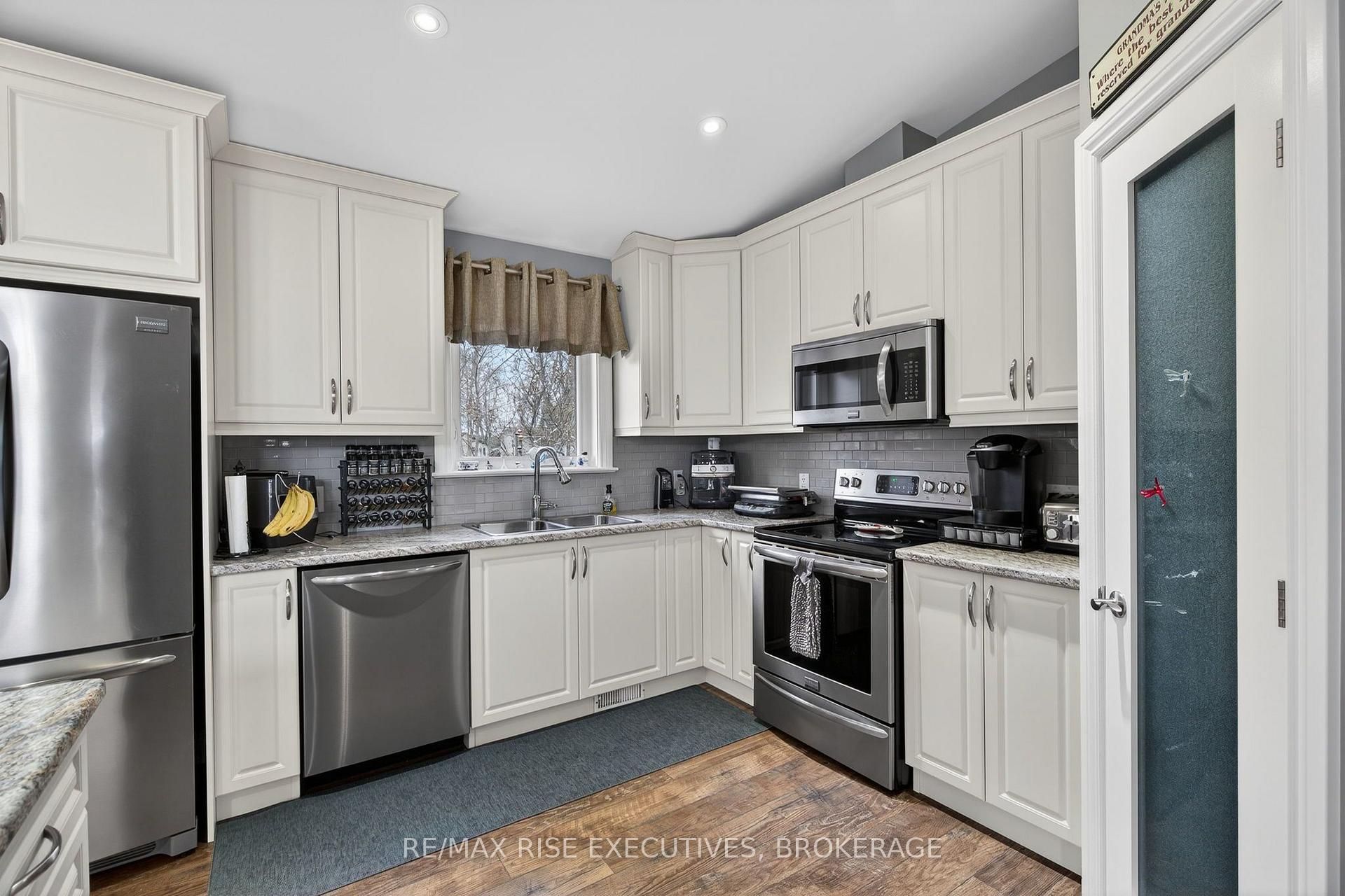 Photo 14 of 4646 Stair Step Lane, Frontenac, Frontenac South — HOMEH