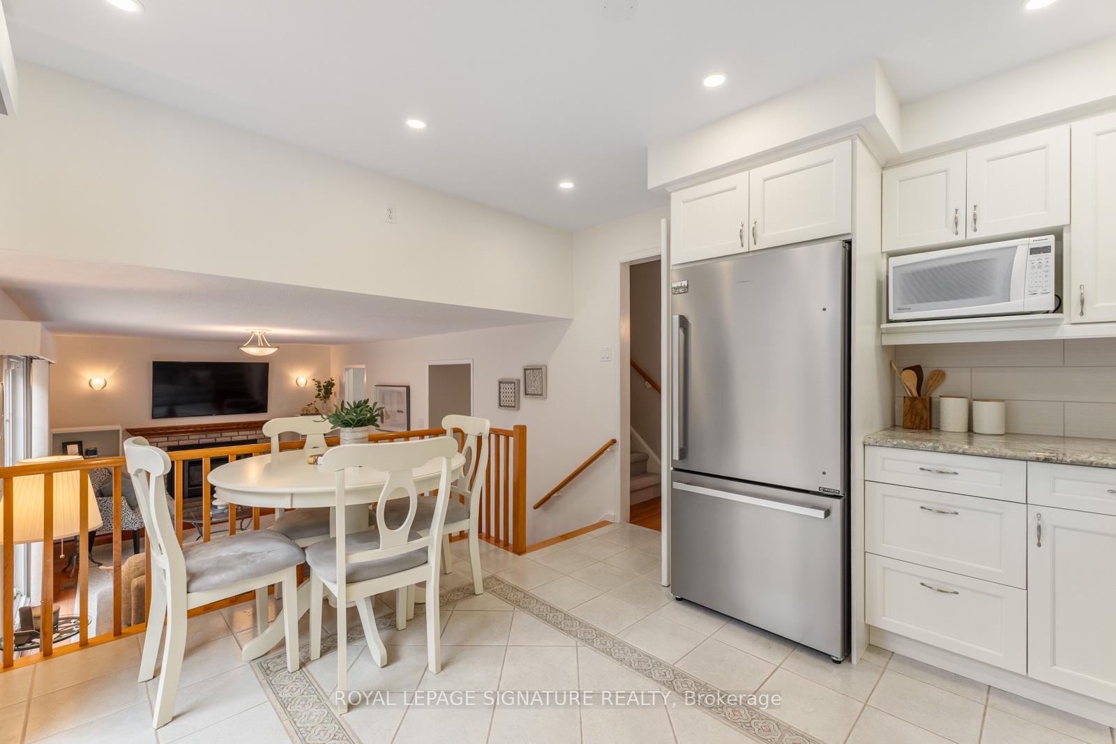Photo 14 of 47 Pepper Tree Drive, Scarborough, Centennial Scarborough — HOMEH