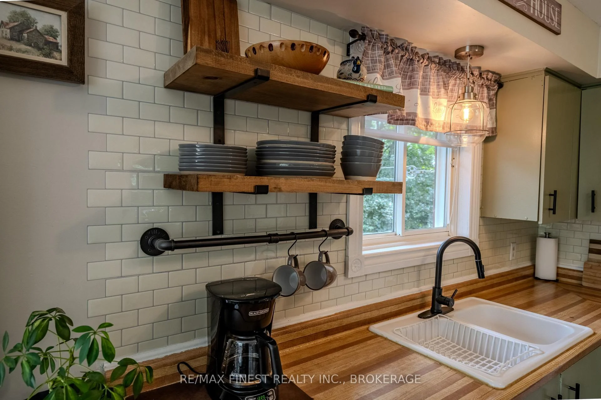 Photo 12 of 1041 Tryon Road, Frontenac, Frontenac Centre — HOMEH