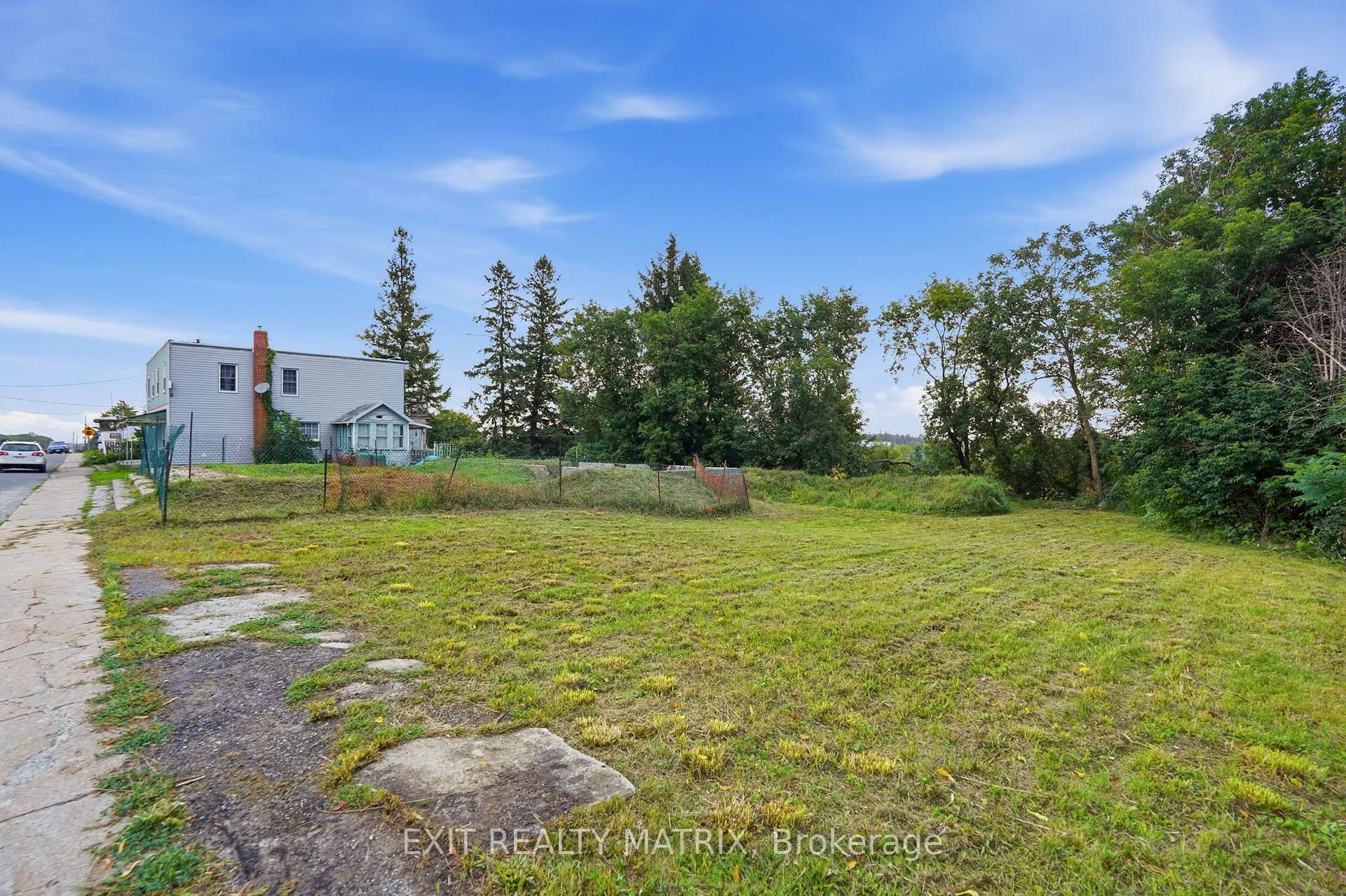 Photo 4 of 21924 Laggan Glenelg Road, North Glengarry, North Glengarry (Lochiel) Twp — HOMEH