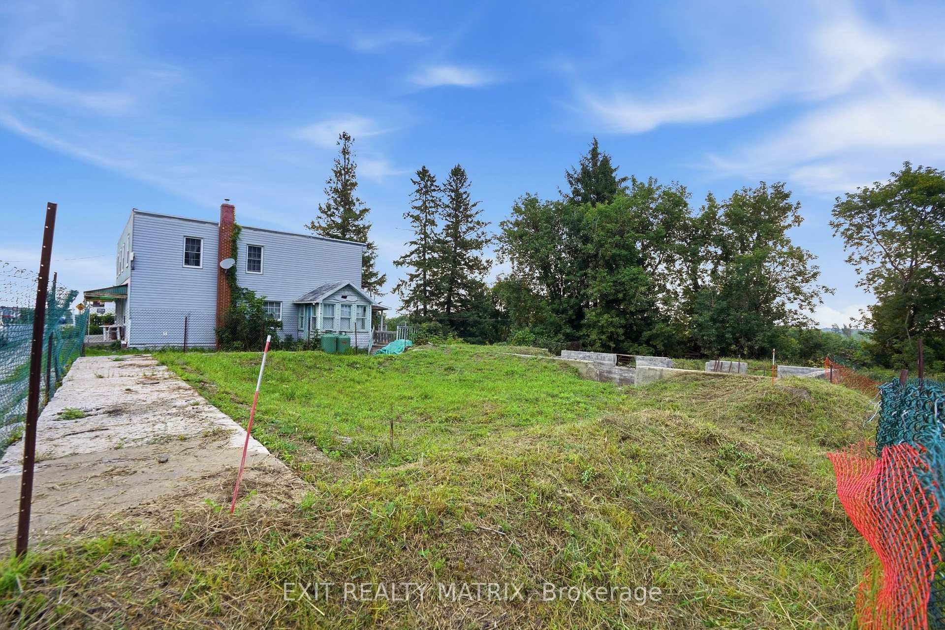 Photo 5 of 21924 Laggan Glenelg Road, North Glengarry, North Glengarry (Lochiel) Twp — HOMEH