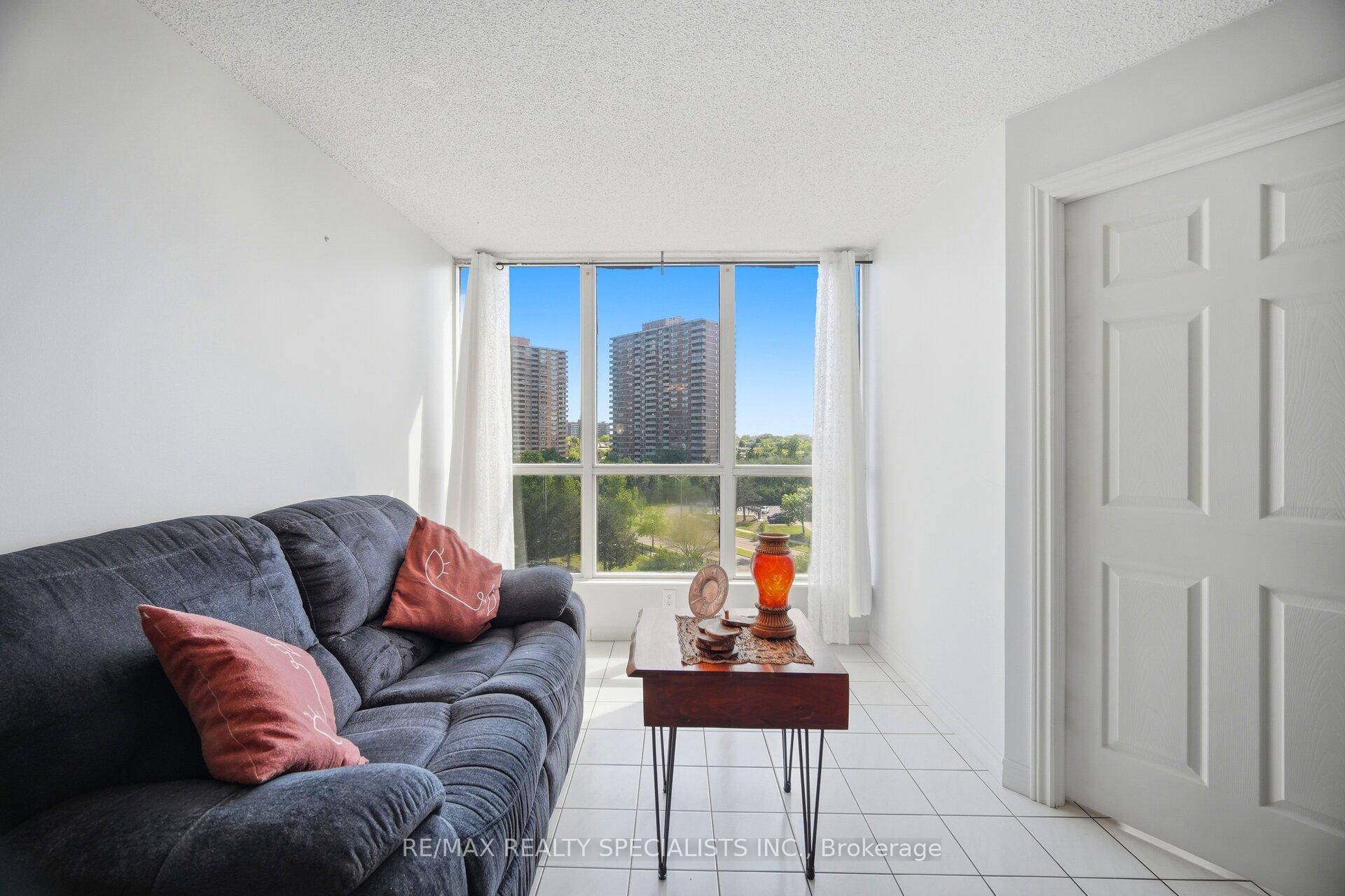 Photo 13 of Unit 708, 1 Rowntree Drive, Etobicoke, Mount Olive-Silverstone-Jamestown — HOMEH