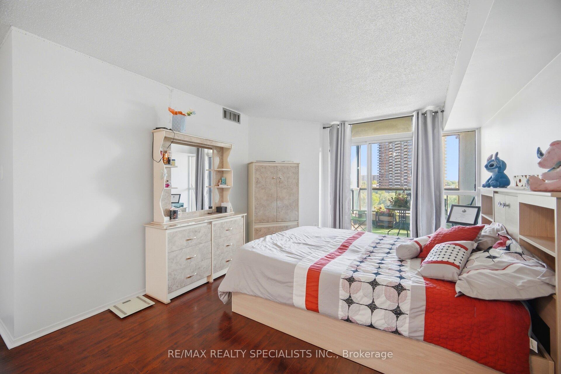 Photo 21 of Unit 708, 1 Rowntree Drive, Etobicoke, Mount Olive-Silverstone-Jamestown — HOMEH
