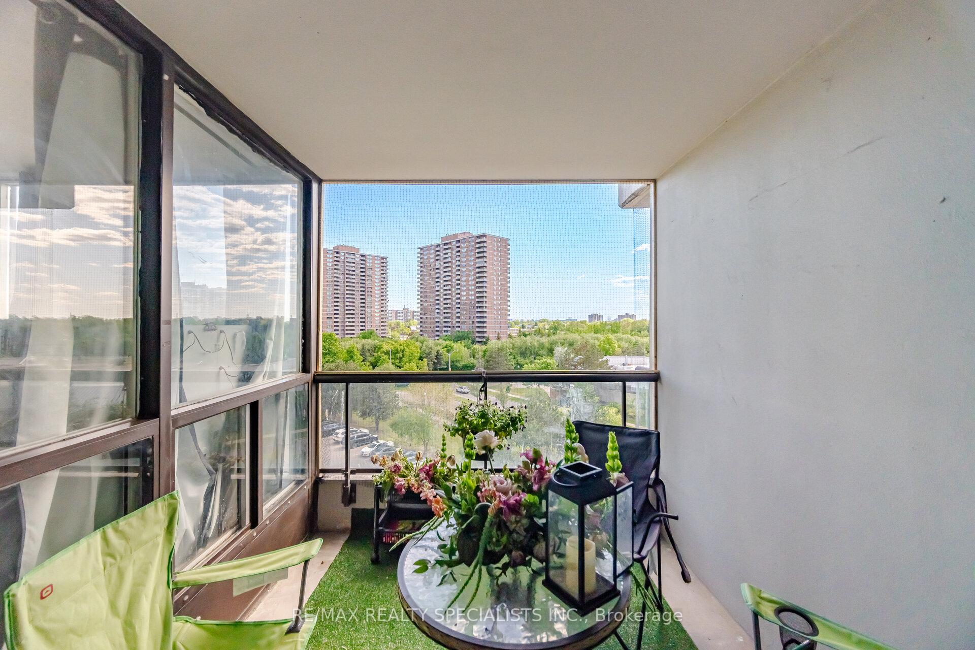 Photo 23 of Unit 708, 1 Rowntree Drive, Etobicoke, Mount Olive-Silverstone-Jamestown — HOMEH