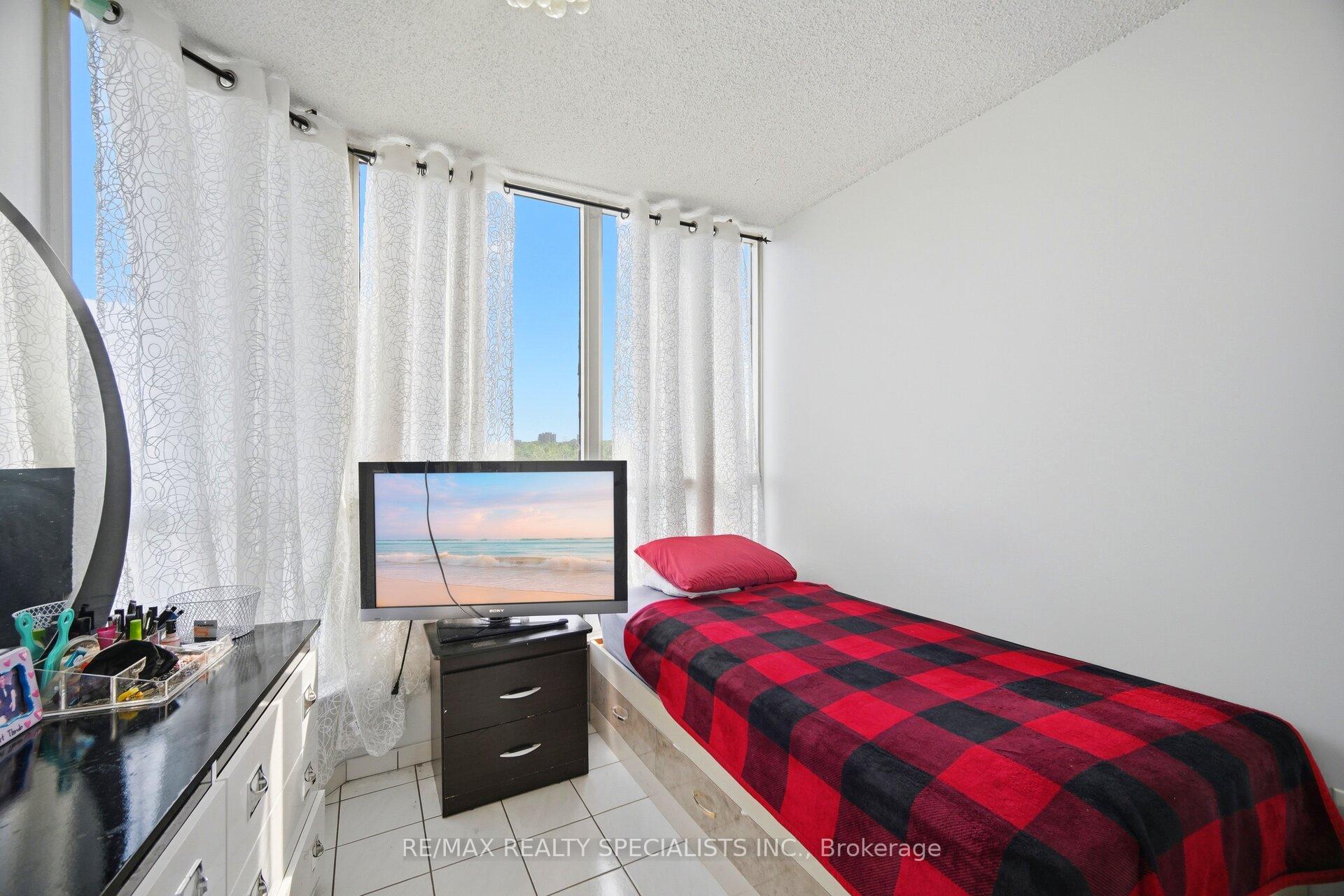 Photo 27 of Unit 708, 1 Rowntree Drive, Etobicoke, Mount Olive-Silverstone-Jamestown — HOMEH