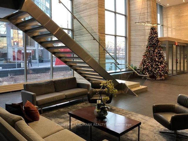 Photo 3 of Unit 1609, 15 Iceboat Terrace, Toronto, Waterfront Communities — HOMEH