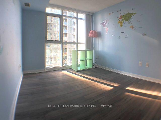 Photo 11 of Unit 1609, 15 Iceboat Terrace, Toronto, Waterfront Communities — HOMEH