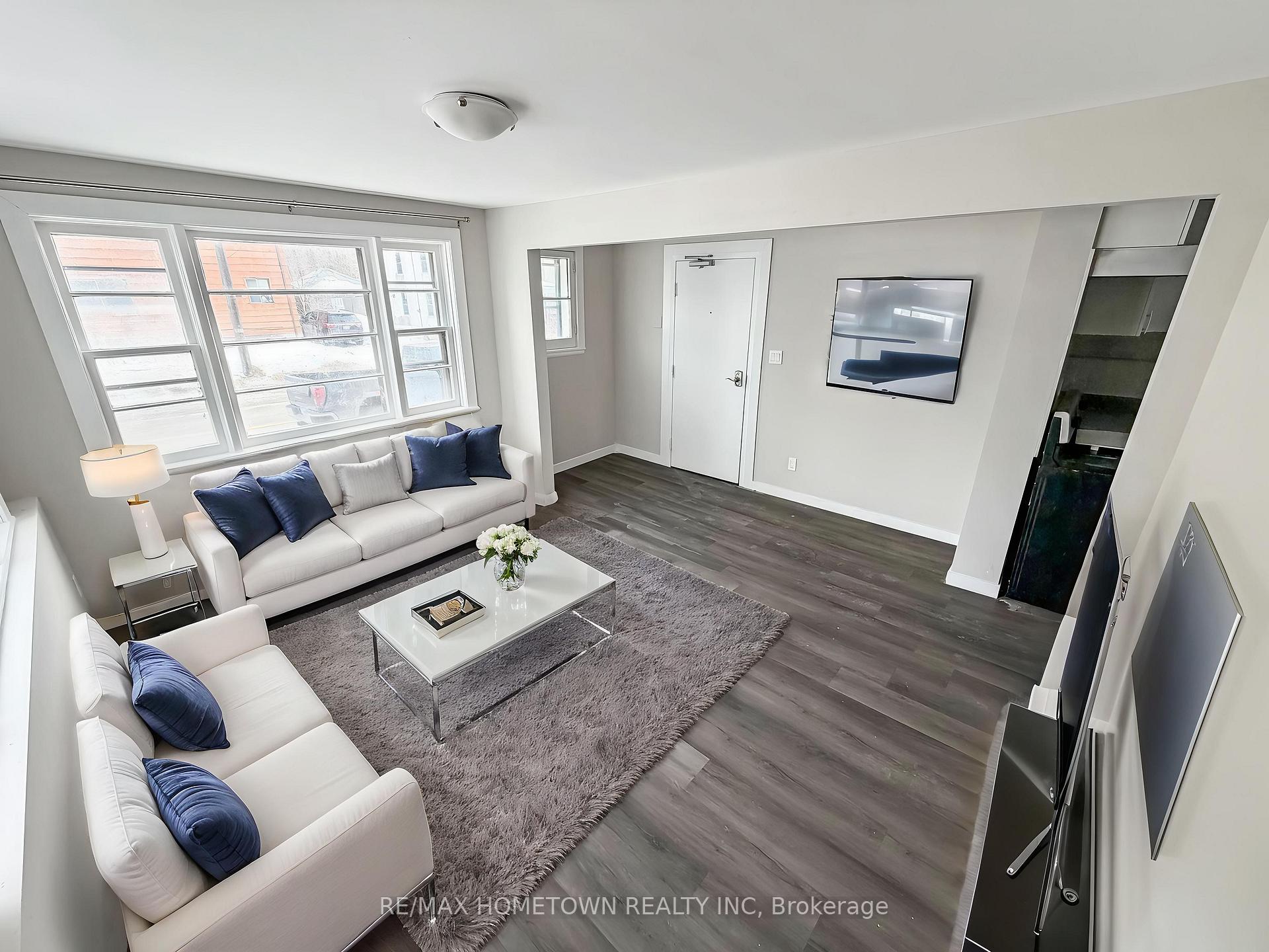 Photo 5 of Unit 3, 142 Brock Street, Brockville, Brockville — HOMEH