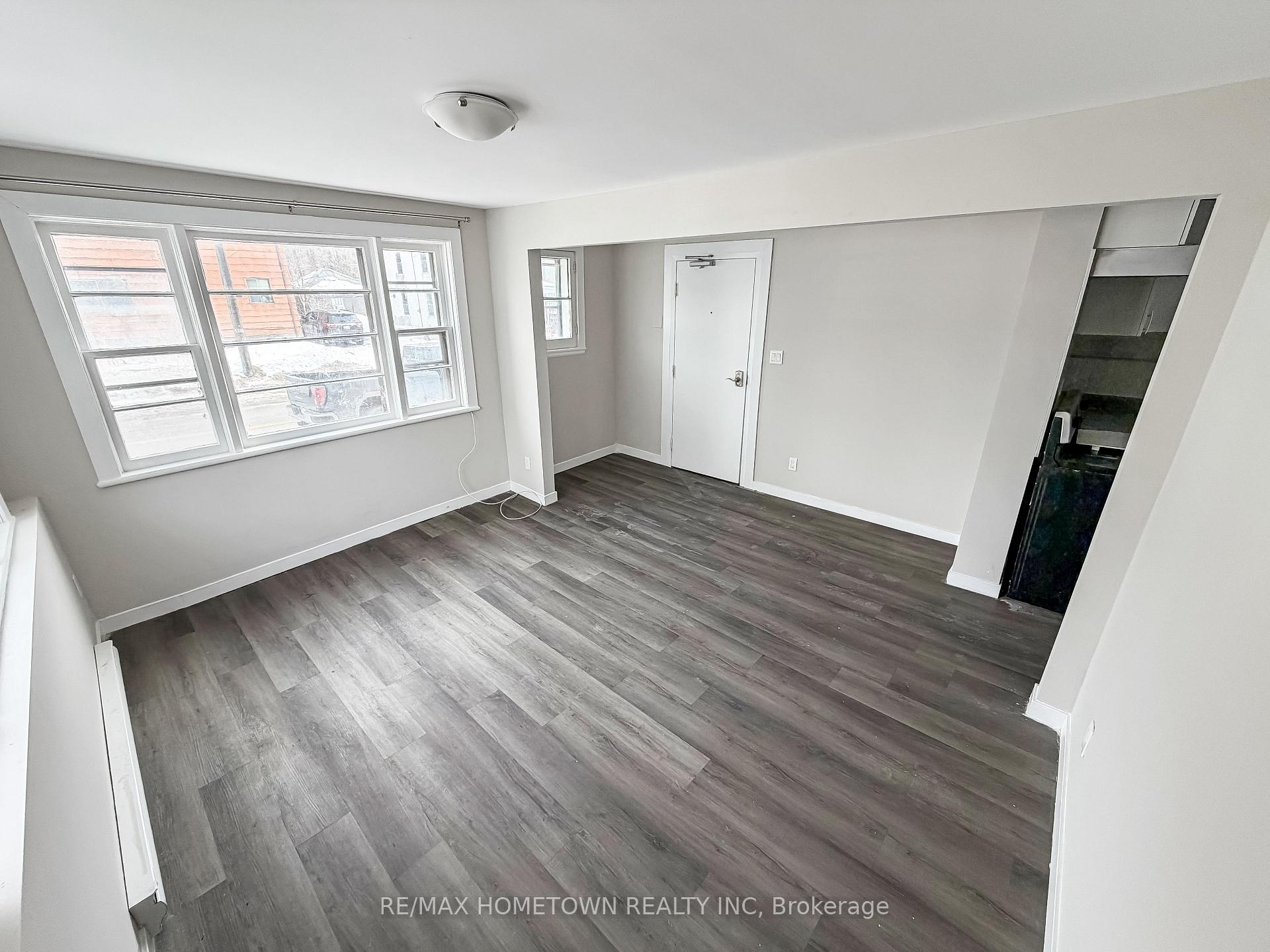 Photo 6 of Unit 3, 142 Brock Street, Brockville, Brockville — HOMEH