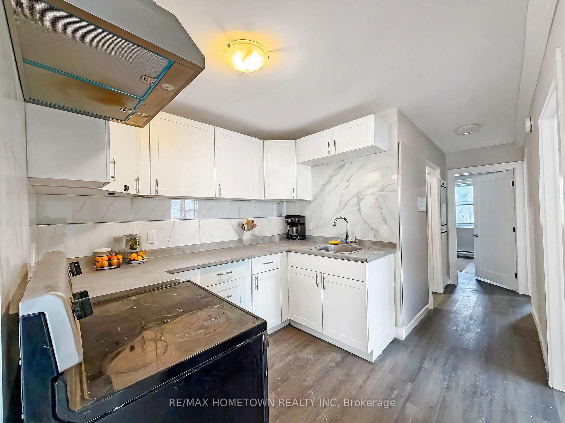 Photo 10 of Unit 3, 142 Brock Street, Brockville, Brockville — HOMEH