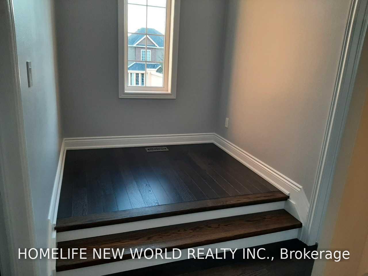 Photo 35 of 118 Glenmeadow Crescent, Hamilton, Winona Park — HOMEH