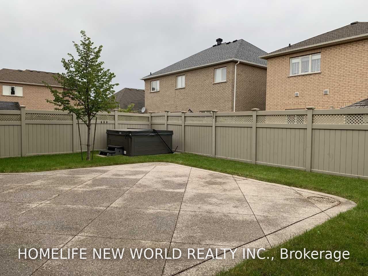 Photo 54 of 118 Glenmeadow Crescent, Hamilton, Winona Park — HOMEH