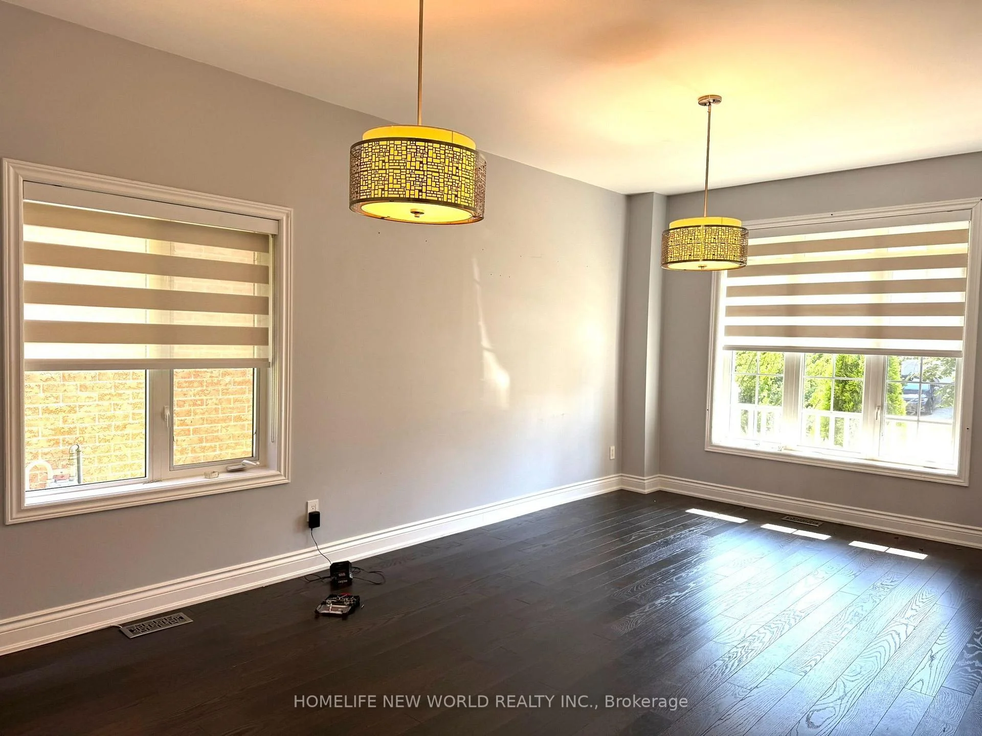 Photo 8 of 118 Glenmeadow Crescent, Hamilton, Winona Park — HOMEH