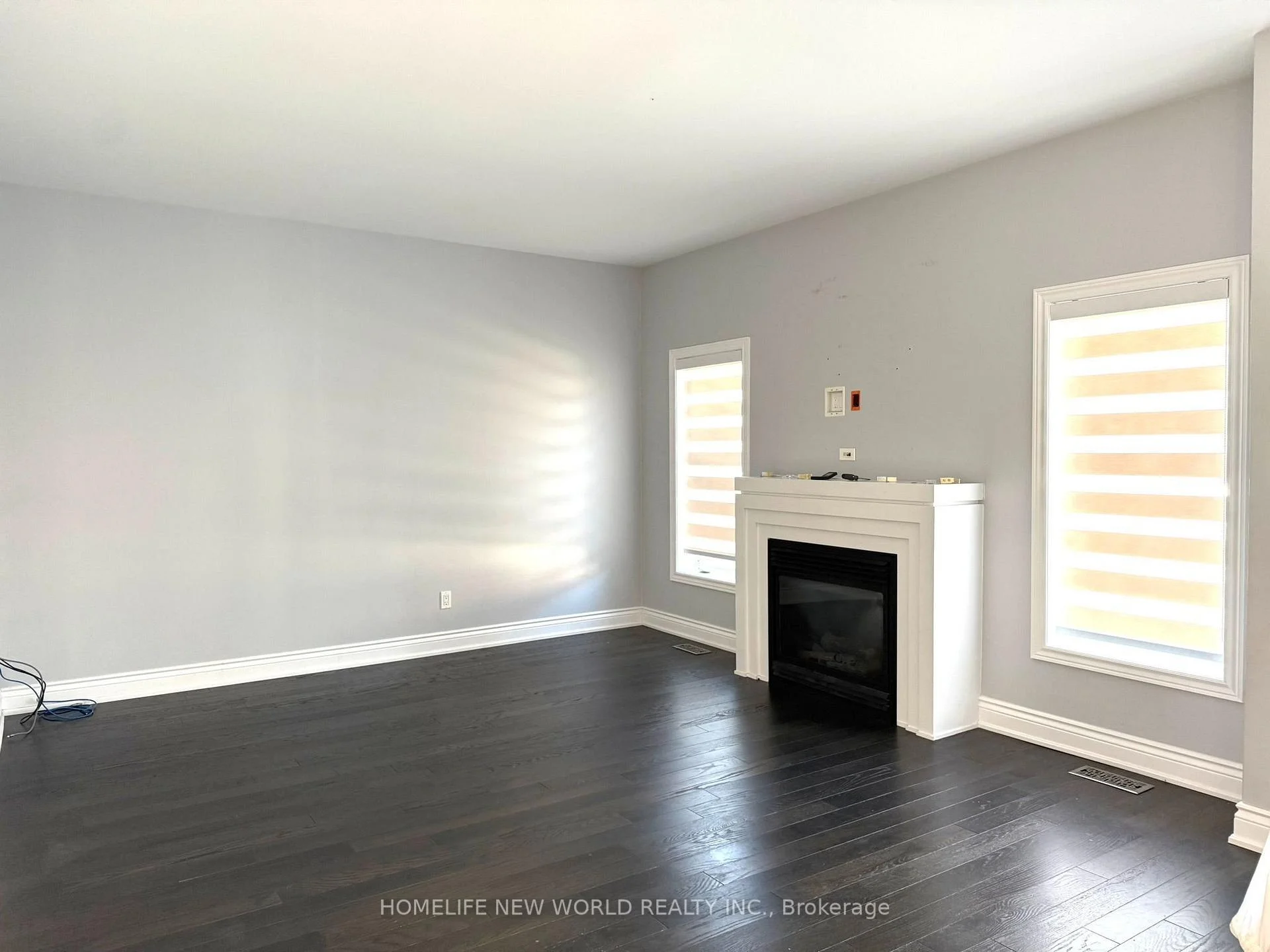 Photo 12 of 118 Glenmeadow Crescent, Hamilton, Winona Park — HOMEH