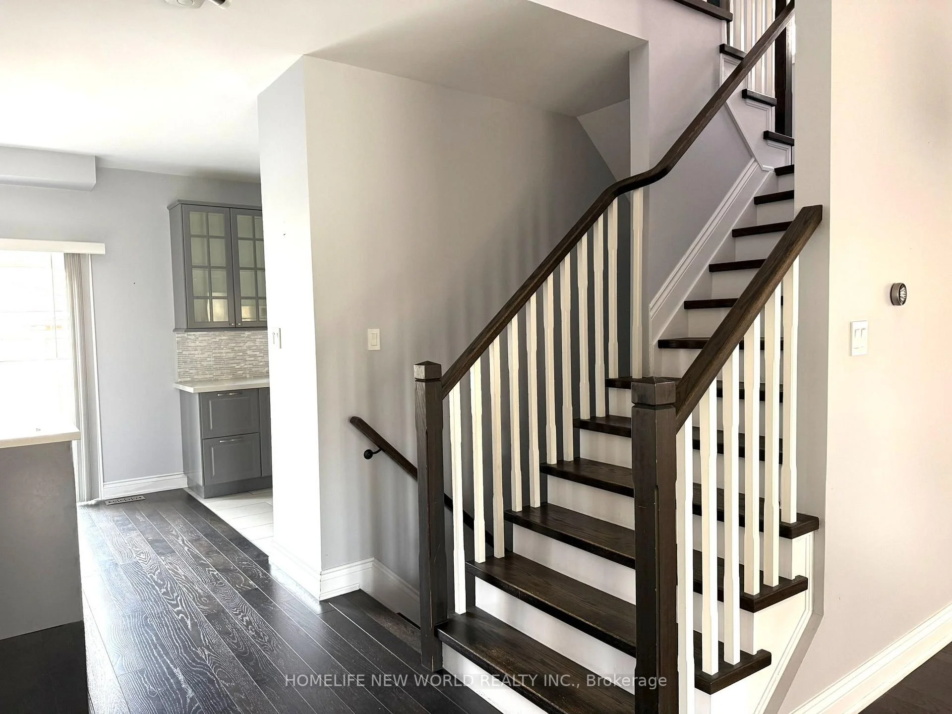 Photo 30 of 118 Glenmeadow Crescent, Hamilton, Winona Park — HOMEH