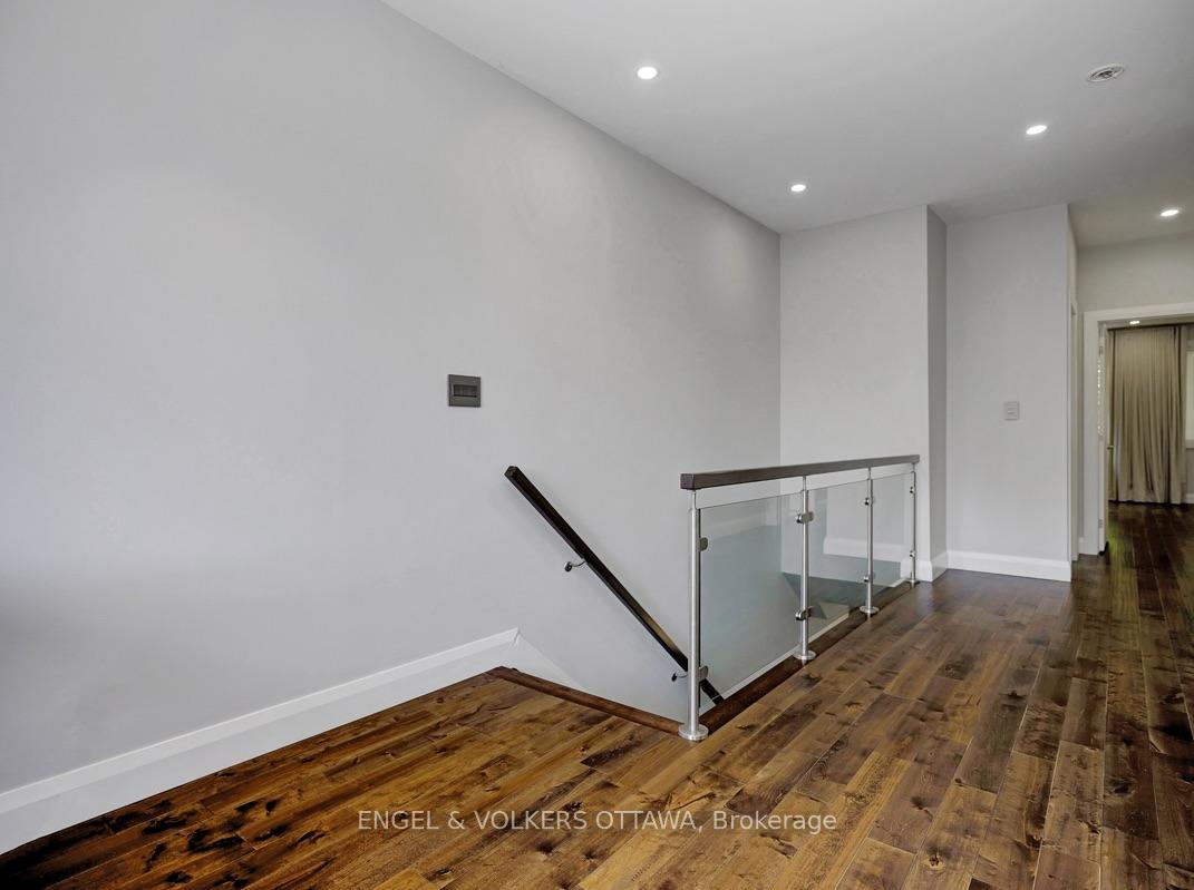 Photo 23 of 303 Westhill Avenue, Ottawa, Westboro/Hampton Park — HOMEH