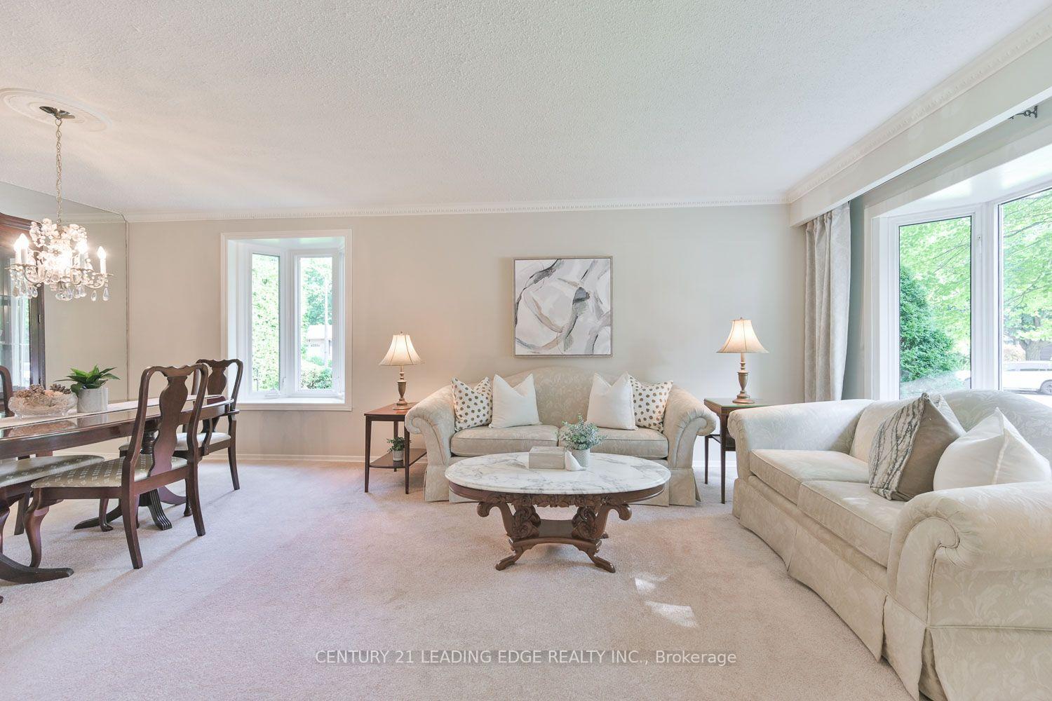 Photo 6 of 15 Sir Gawaine Place, Markham, Markham Village — HOMEH