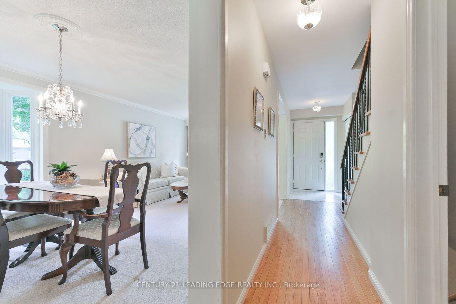 Photo 11 of 15 Sir Gawaine Place, Markham, Markham Village — HOMEH